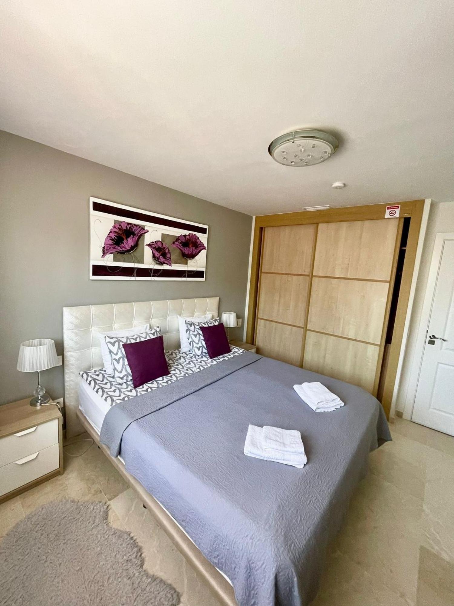 Deluxe In Royal Cabopino Townhouse *